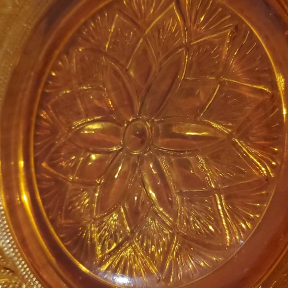 Tiara amber serving bowl - Picture 4 of 7